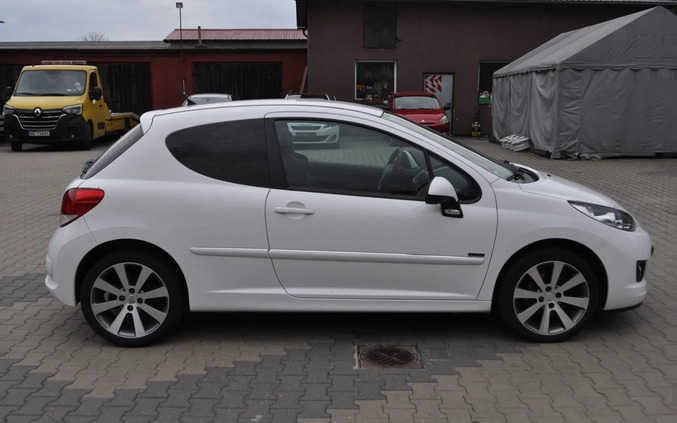 Peugeot 207 cena 16200 przebieg: 102000, rok produkcji 2011 z Piaski małe 379